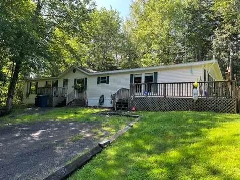 28 Hopkins Drive South Thomaston ME 04858