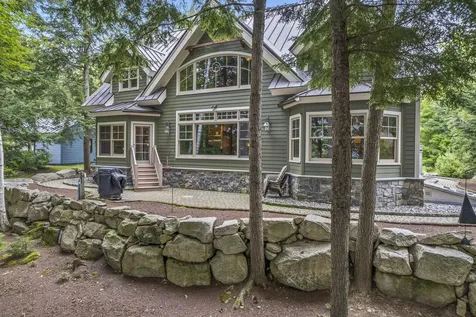 19 Lunts Point Lane Oxford ME 04270