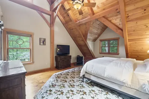 19 Lunts Point Lane Oxford ME 04270
