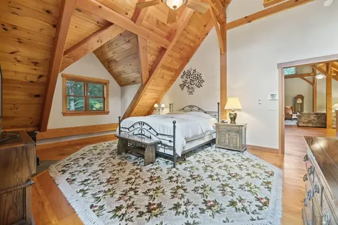 19 Lunts Point Lane Oxford ME 04270