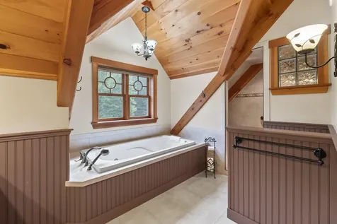 19 Lunts Point Lane Oxford ME 04270