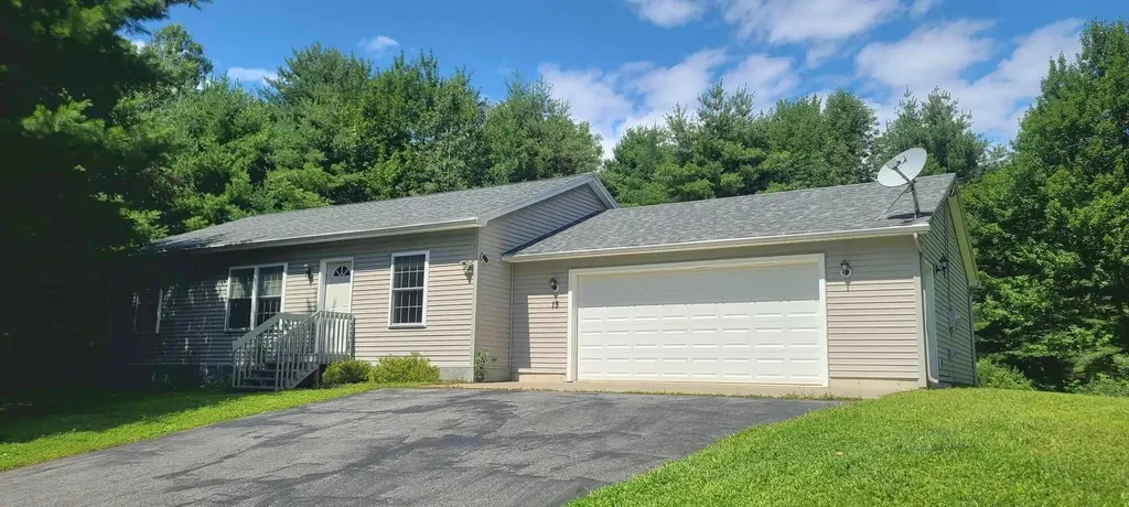 15 Hescock Street Augusta ME 04330