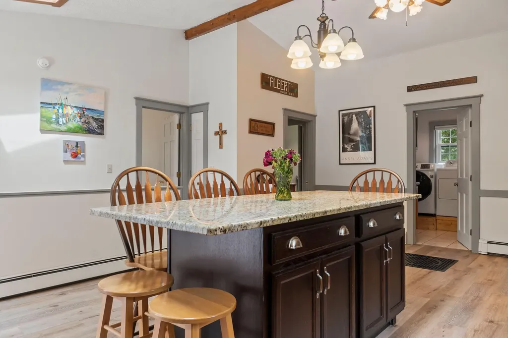 85 N Saunders Road Greene ME 04236
