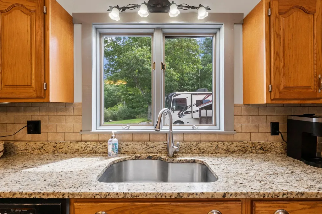 85 N Saunders Road Greene ME 04236