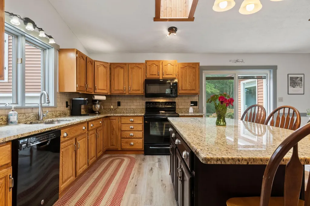 85 N Saunders Road Greene ME 04236