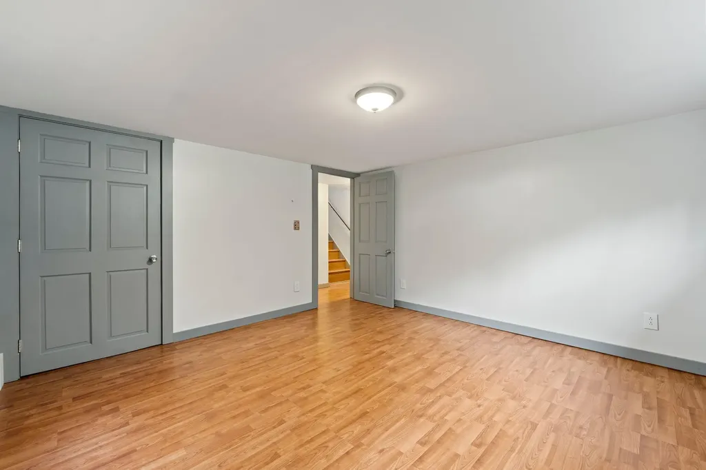 85 N Saunders Road Greene ME 04236