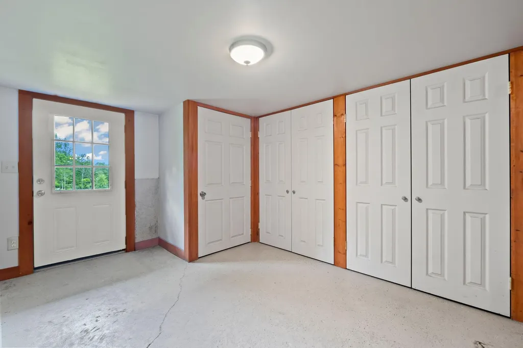 85 N Saunders Road Greene ME 04236
