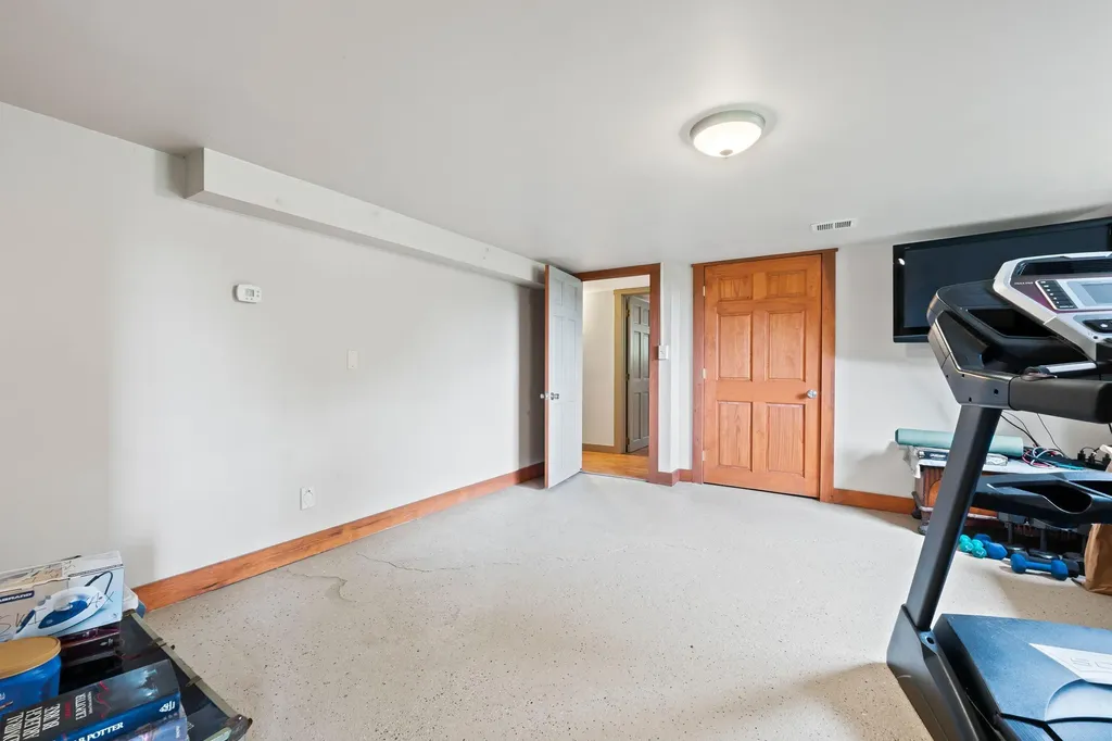 85 N Saunders Road Greene ME 04236
