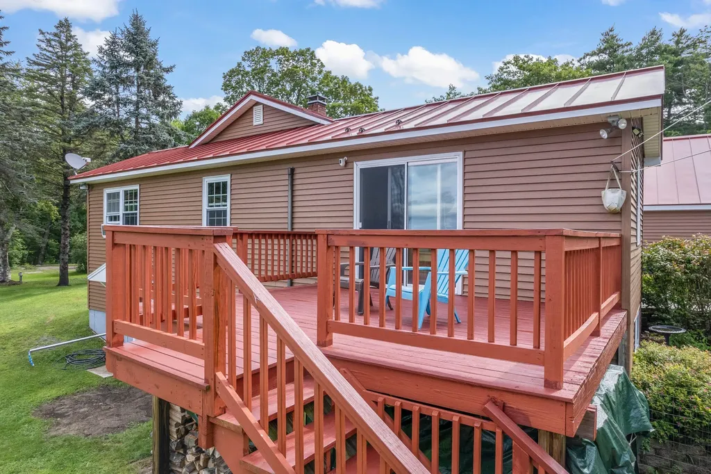 85 N Saunders Road Greene ME 04236