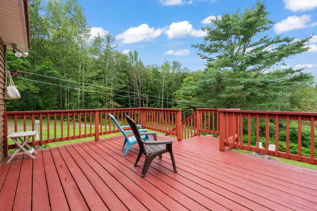 85 N Saunders Road Greene ME 04236