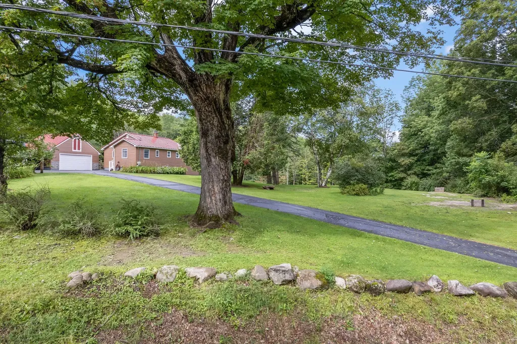 85 N Saunders Road Greene ME 04236