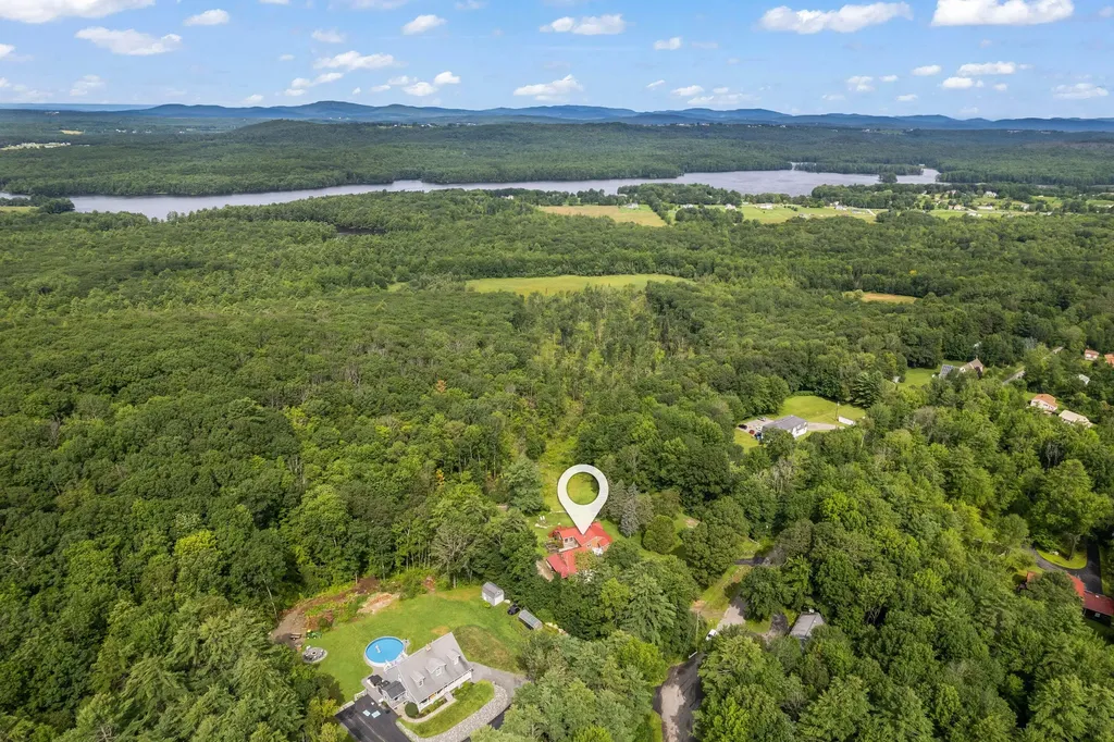 85 N Saunders Road Greene ME 04236