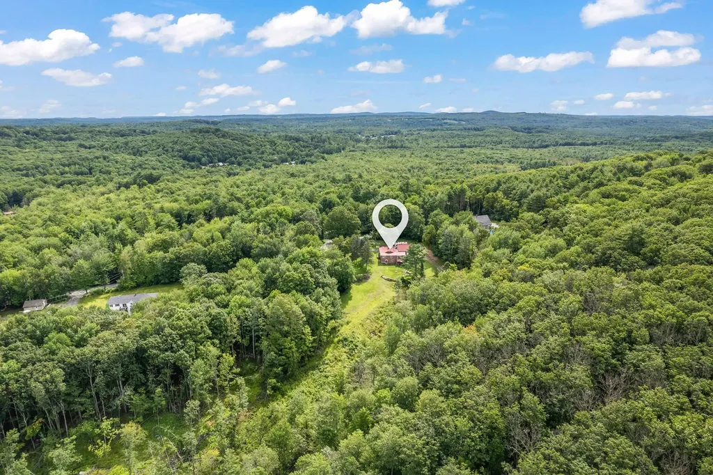 85 N Saunders Road Greene ME 04236