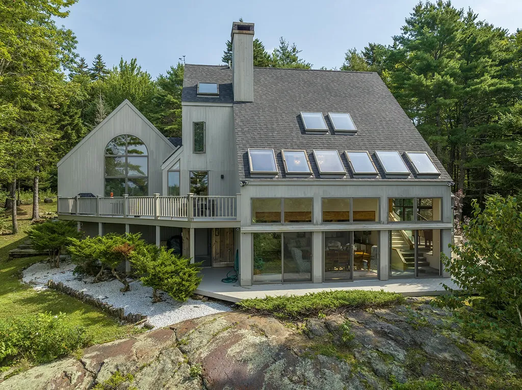 110 S Cobbtown Road Lincolnville ME 04849