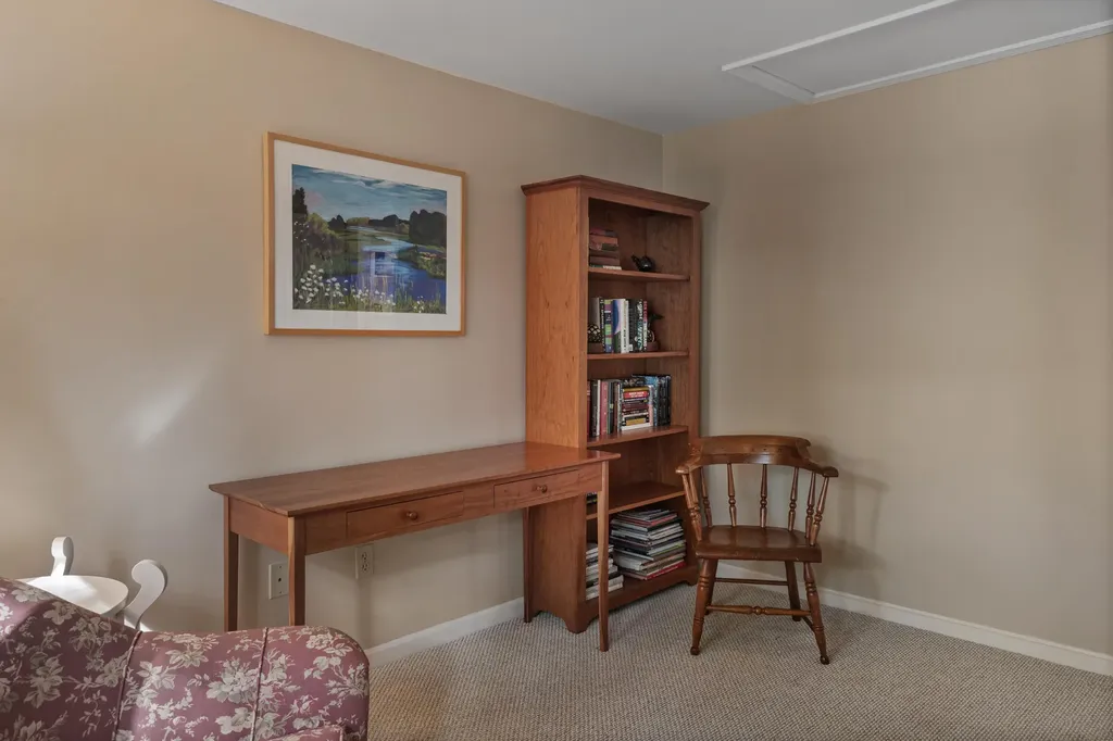 43/44 Gardner Road Raymond ME 04071