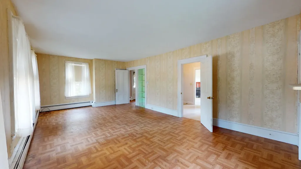 325 Middle Road Sabattus ME 04280