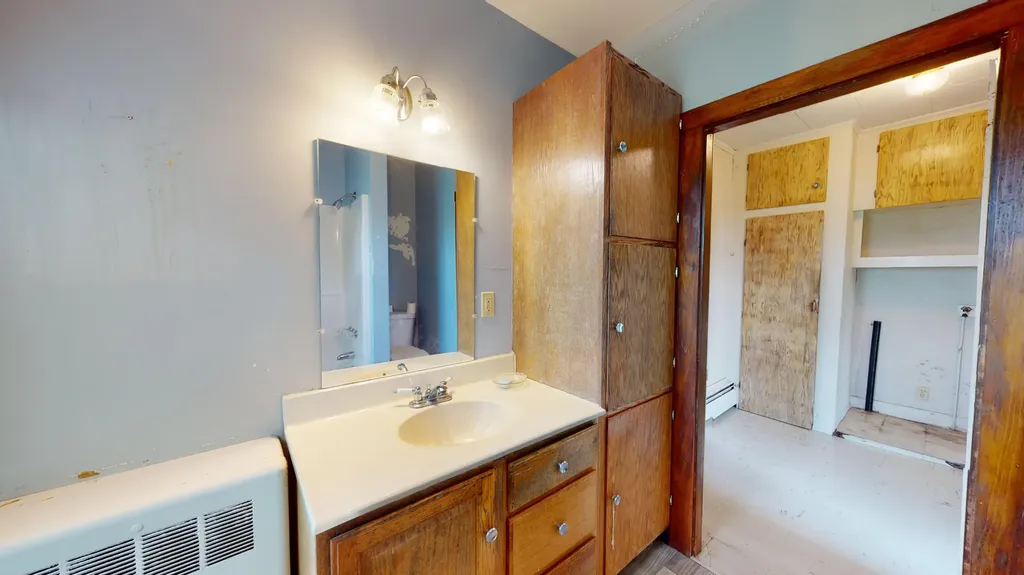 325 Middle Road Sabattus ME 04280