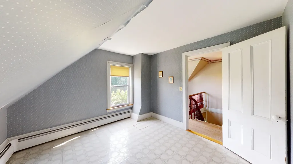 325 Middle Road Sabattus ME 04280
