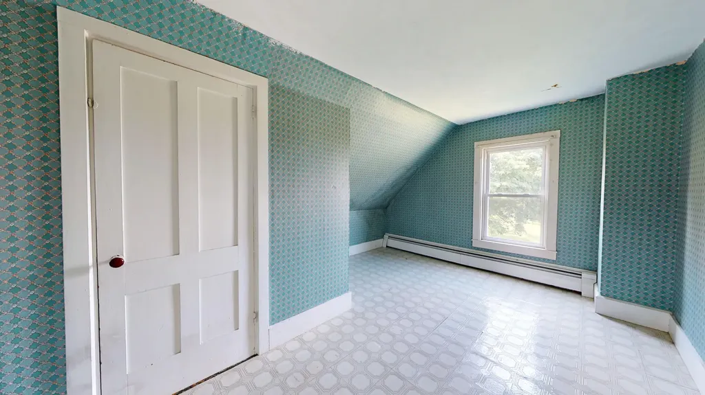 325 Middle Road Sabattus ME 04280