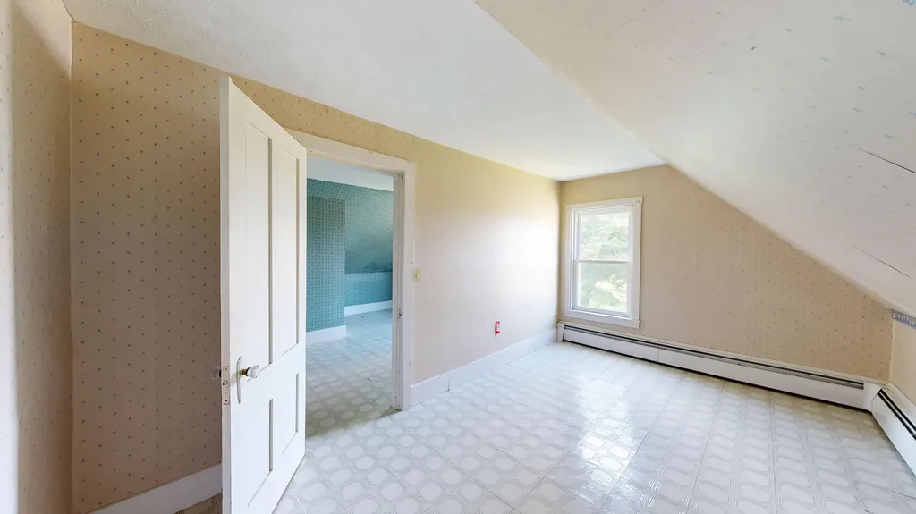 325 Middle Road Sabattus ME 04280