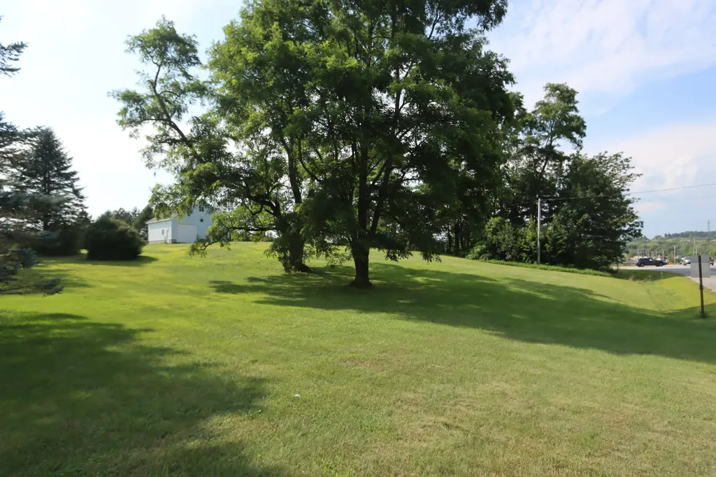 325 Middle Road Sabattus ME 04280