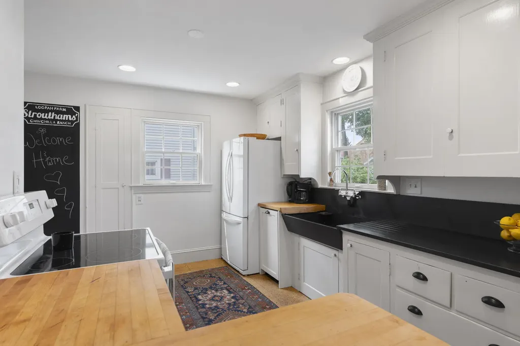 34 Caldwell Street Portland ME 04103
