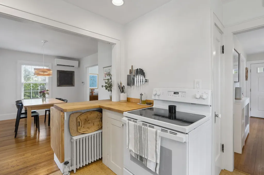34 Caldwell Street Portland ME 04103