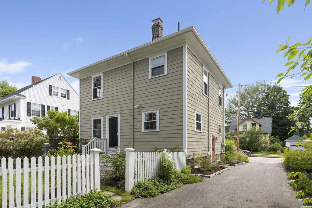 34 Caldwell Street Portland ME 04103