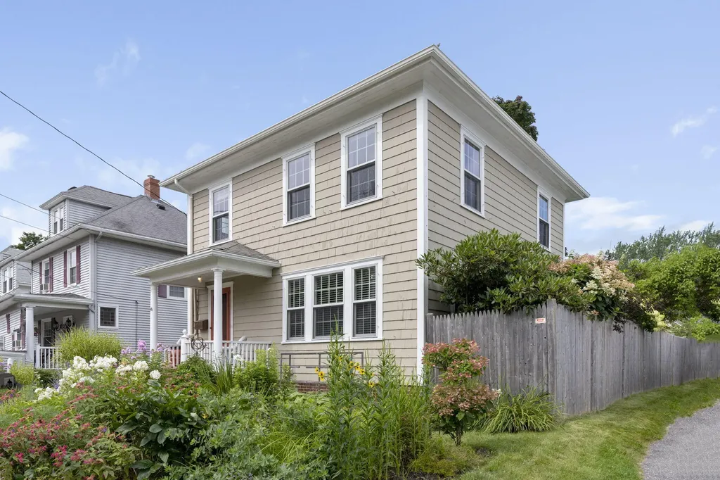 34 Caldwell Street Portland ME 04103