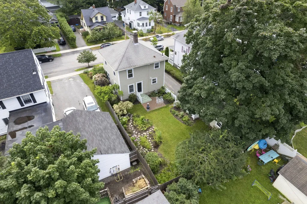 34 Caldwell Street Portland ME 04103