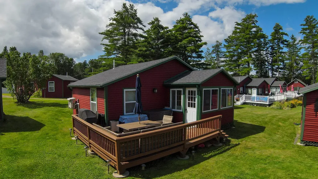 1270 Lakeview Drive China ME 04358