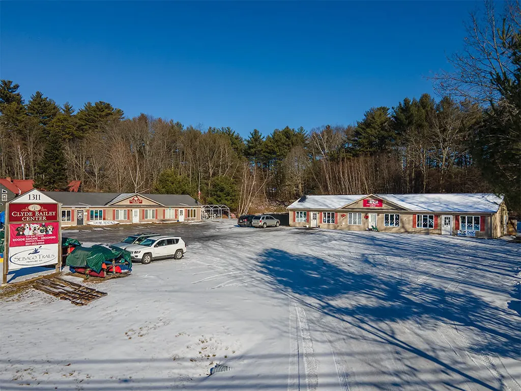 1311 Roosevelt Trail Raymond ME 04071