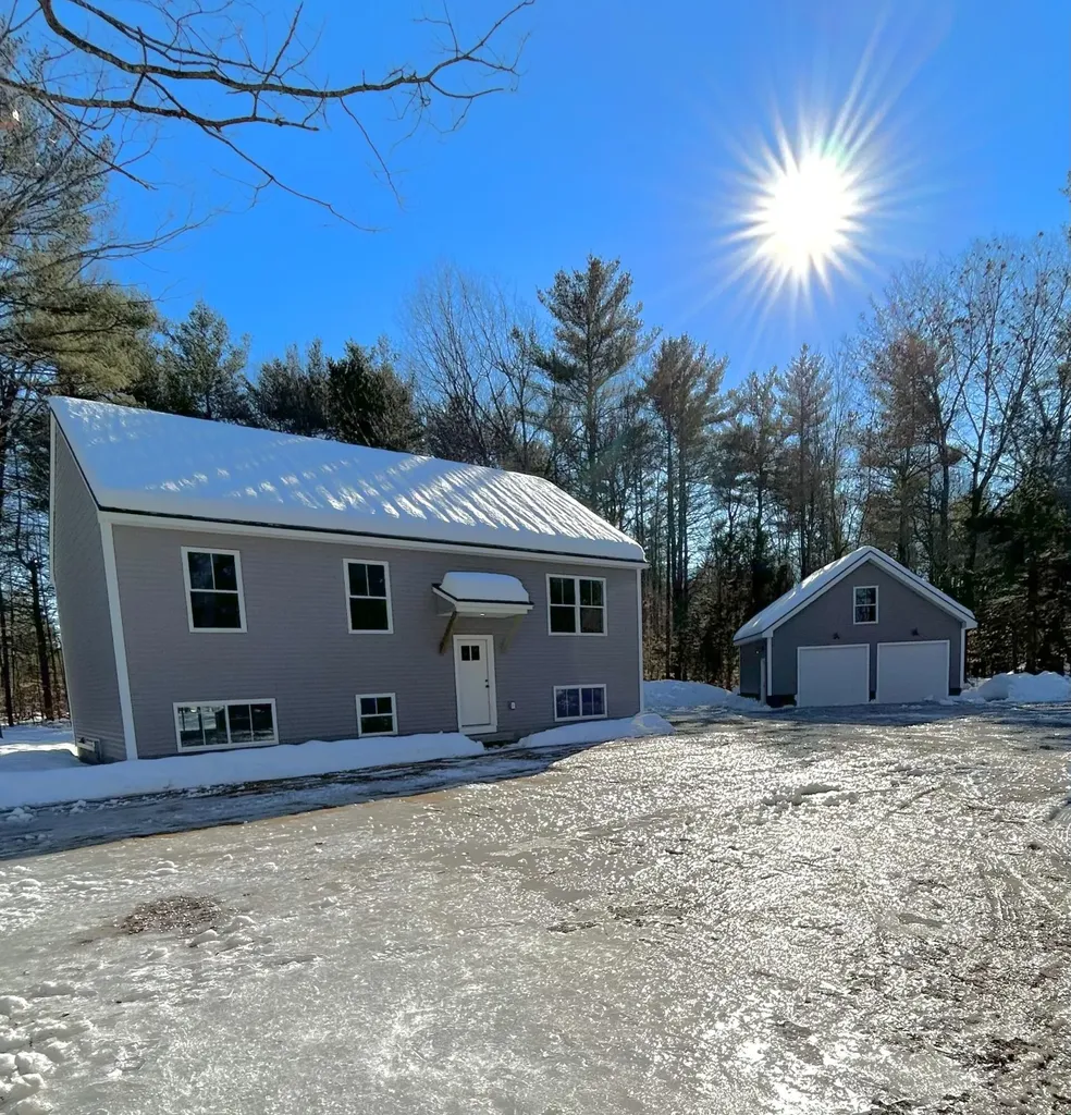 61 Callahan Road Buxton ME 04093