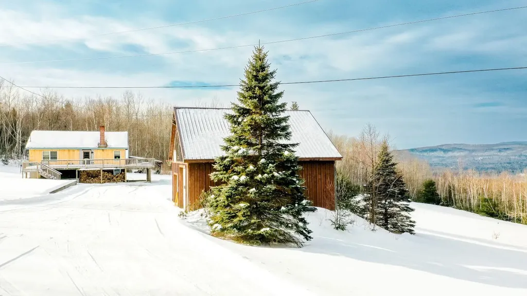 209 Mahoney Hill Road Bingham ME 04920