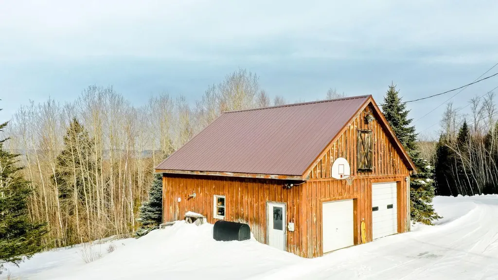 209 Mahoney Hill Road Bingham ME 04920