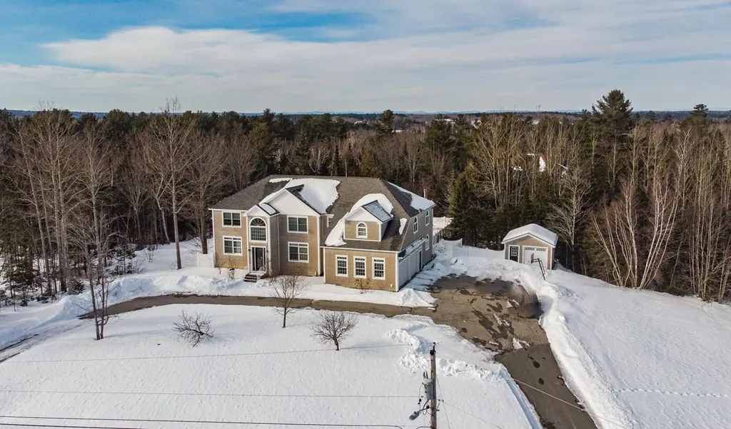 79 Skyline Road Bangor ME 04401