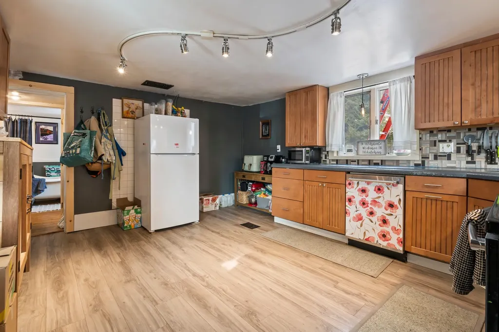 192 Turkey Lane Winthrop ME 04364