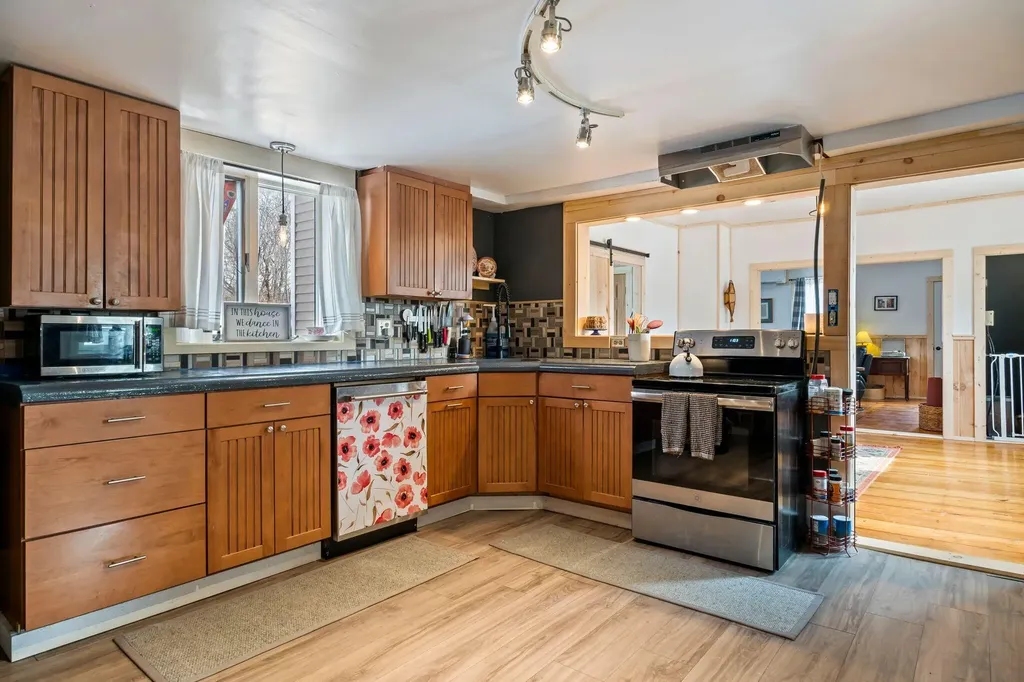 192 Turkey Lane Winthrop ME 04364
