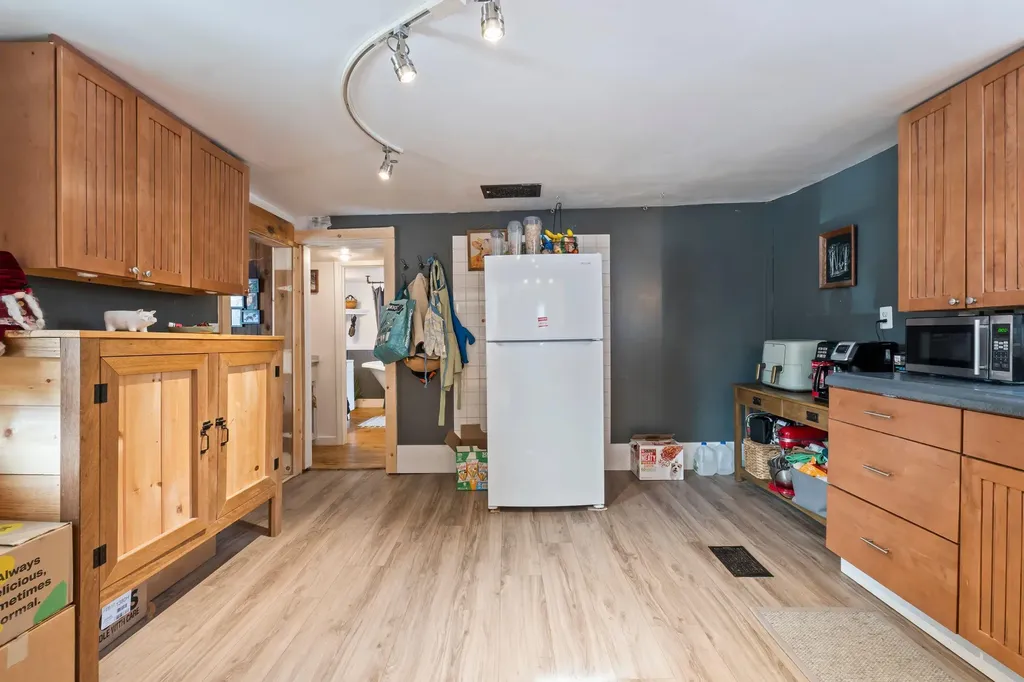 192 Turkey Lane Winthrop ME 04364