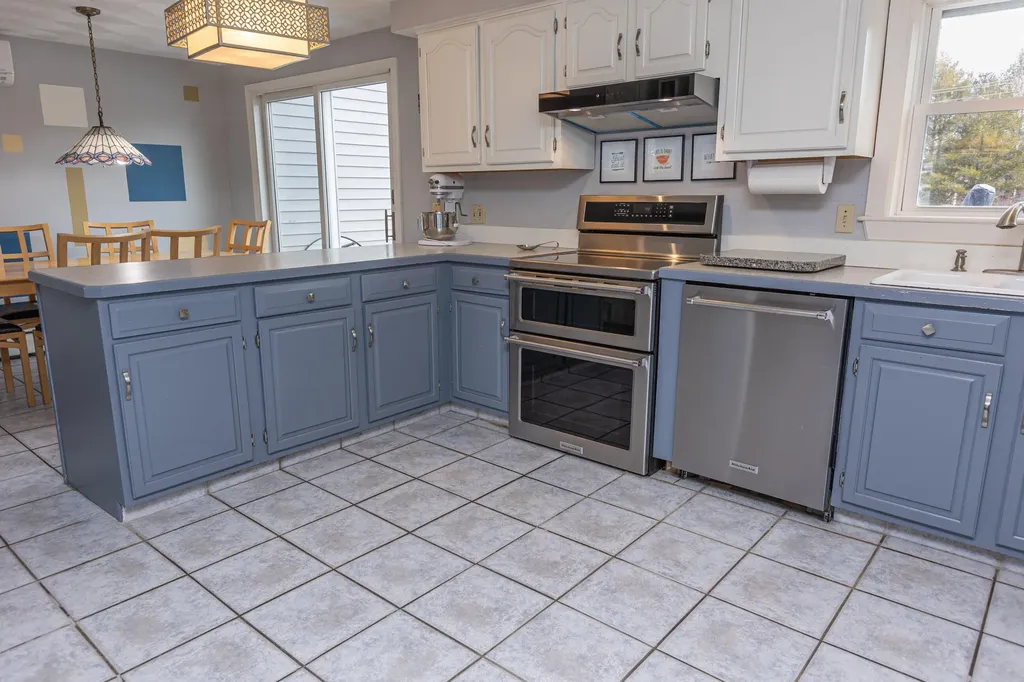 92 Alice Street Portland ME 04103