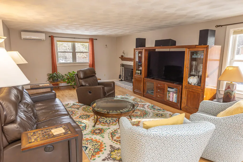 92 Alice Street Portland ME 04103