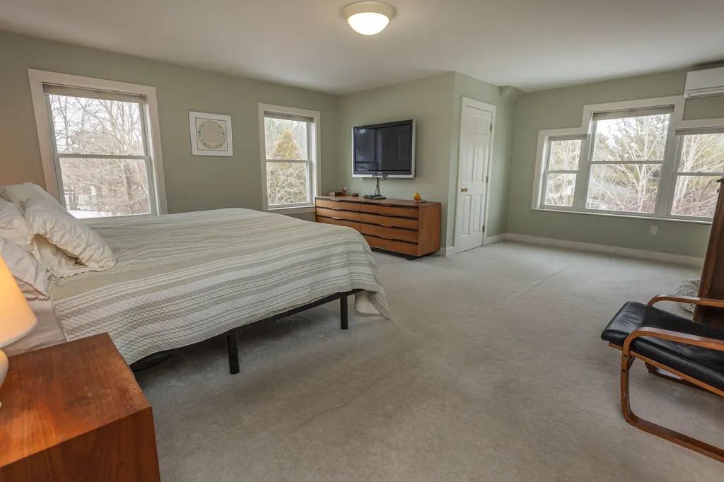 92 Alice Street Portland ME 04103