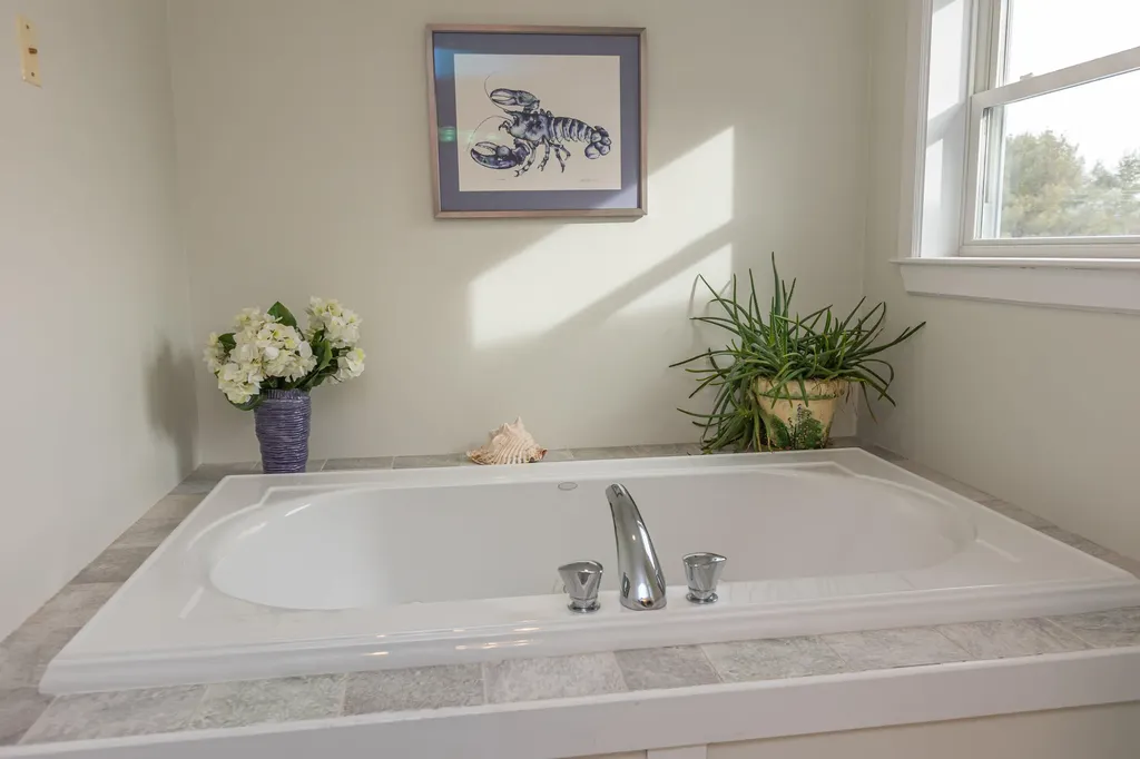 92 Alice Street Portland ME 04103