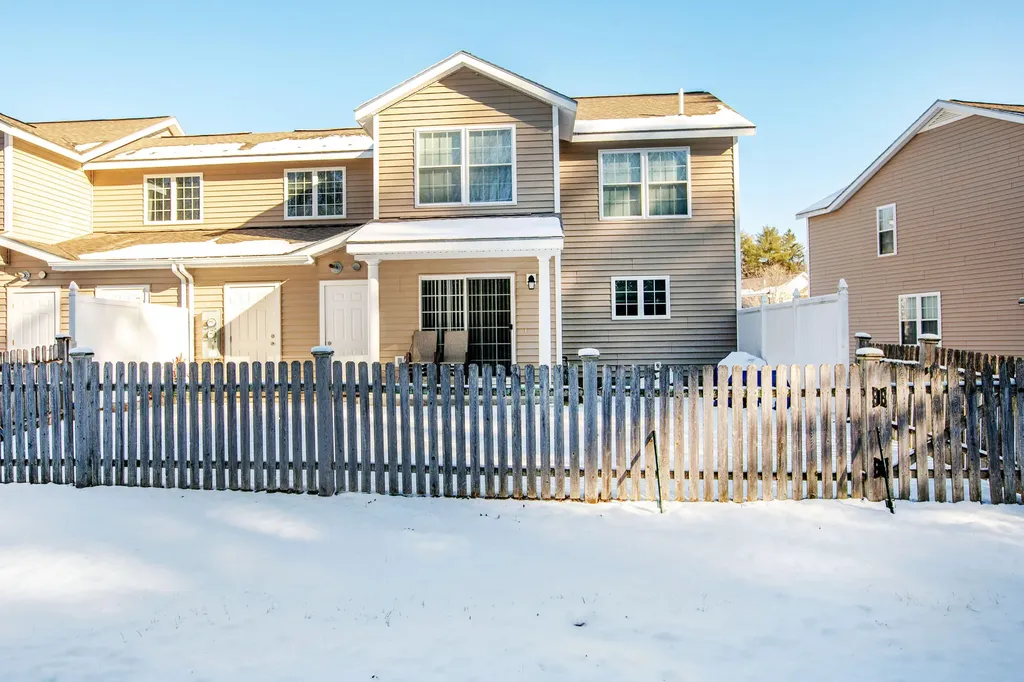 14 Lupine Circle Brunswick ME 04011