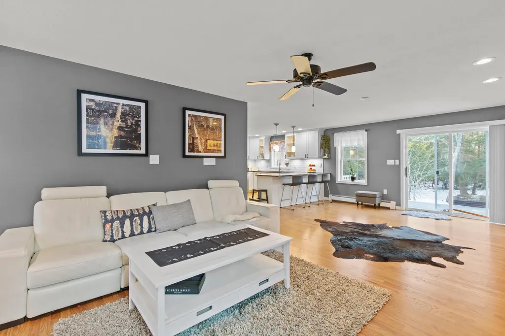 6 Parsons Farm Road Brunswick ME 04011