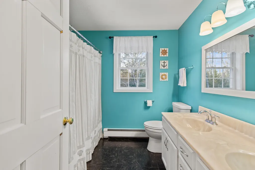6 Parsons Farm Road Brunswick ME 04011