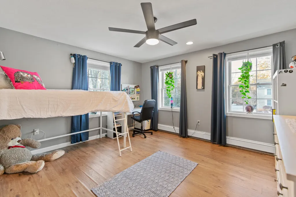 6 Parsons Farm Road Brunswick ME 04011