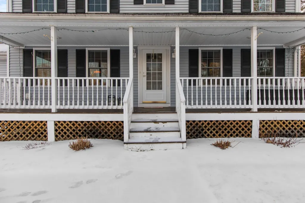 6 Parsons Farm Road Brunswick ME 04011