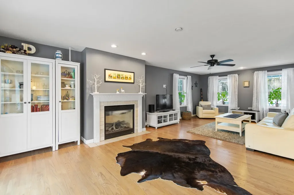 6 Parsons Farm Road Brunswick ME 04011