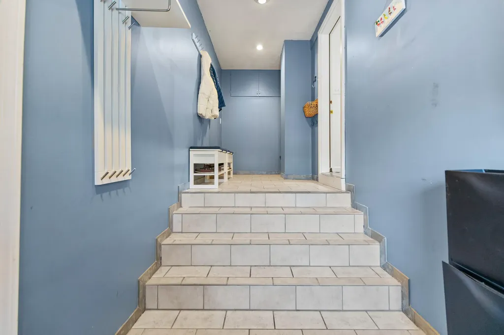 6 Parsons Farm Road Brunswick ME 04011